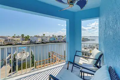 Image de Luxury Nettles Island Home w/ Large Deck!