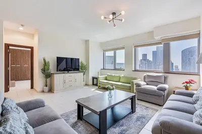 Image de 1br with Pool, Gym, Near Burj Khalifa & Dubai Mall