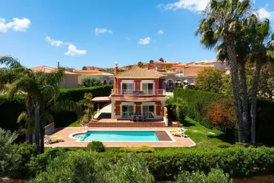 Image de Charming 4-bedroom villa with WiFi, Ac in beautiful Lagos