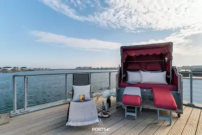Image de Art Emotion - floating house, finn. Sauna, roof terrace, beach chair, barbecue