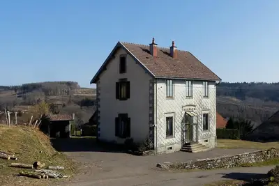 Image de Charmant gîte à La Montagne avec cheminée, animaux admis