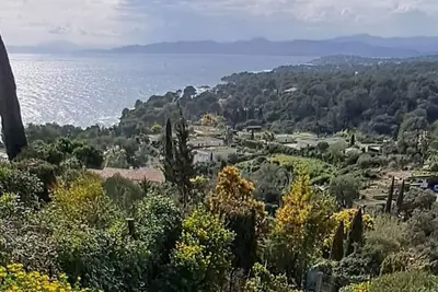 Image de Joli 43m² | Vue mer | piscine | parking