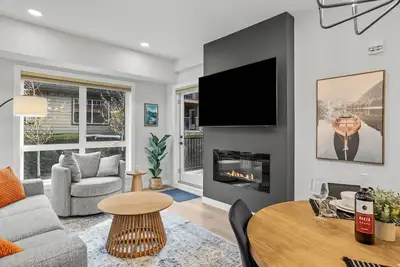 Image de Mtn Views | Outdoor Pool & Hot Tub | Corner Condo