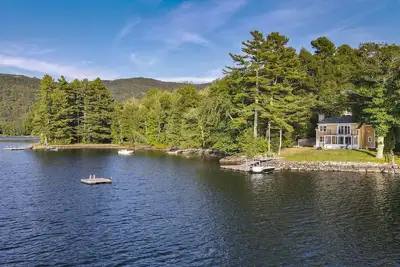 Image de Luxurious Lakefront Escape on Megunticook Lake