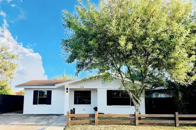 Image de Family&Dog Friendly Home w/fenced yard 5min walk to town 7min drive to Spi Beach