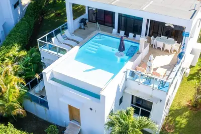 Image de 3-bedroom Villa in terrific Sosúa with Infinity Pool, Ocean View, Pool Table, Bar