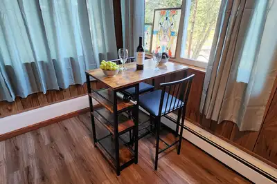 Image de Discount 40% for parties less than 3. Spacious 3 Br house in great location.