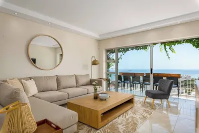 Image de Spacious 3-Bed Apartment | Stunning Ocean Views