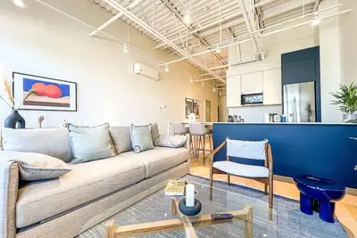 Image de Charming Loft - Plateau Mont-Royal 303