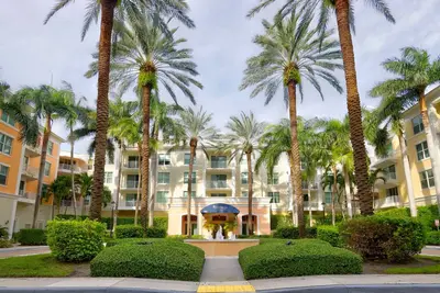 Image de Charming 2-bedroom apartment with Ac, fitness room in brilliant Lantana