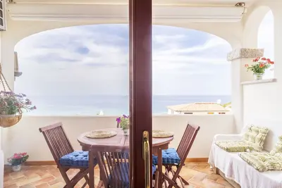Image de Mirto, small apartment with sea views 90 mts from the beach