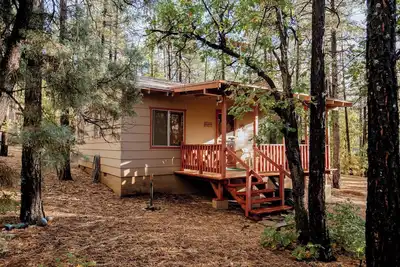 Image de Northwoods (#10) Cabin in the Pines