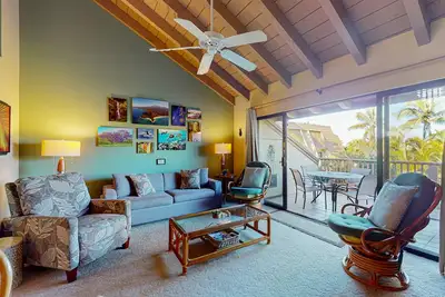 Image de Comfortable loft condo with private lanai, resort pool, hot tub, tennis courts!