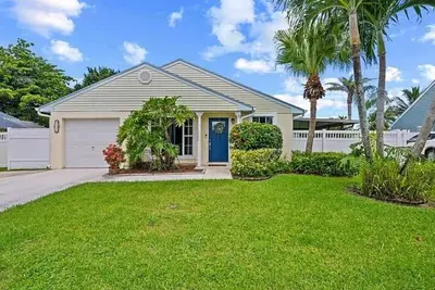 Image de Charming 3-bedroom house in Royal Palm Beach with WiFi, Ac