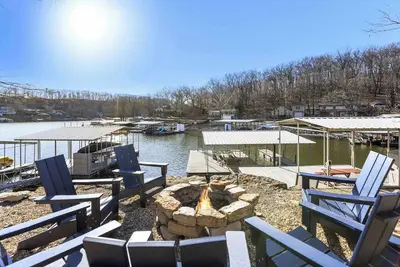 Image de Big Bear Bungalow – Stay on Ozark Waterfront