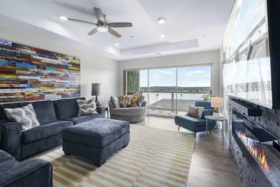 Image de Emerald Bay Oasis – Sleeps 6!
