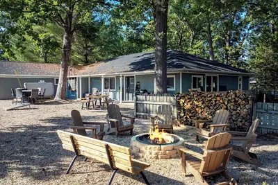 Image de White Oak Landing – Spacious 6 Bdr w/ Boat Slip!