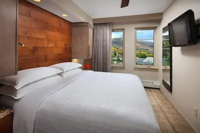 Image de Charming 1-bedroom resort with WiFi, Ac in brilliant Avon, Co. \n