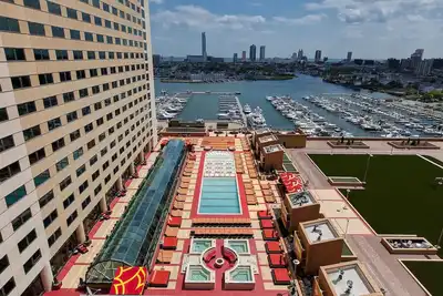 Image de Refined Room w/ First-Class Furnishings & Bayside Views from Rooftop Deck