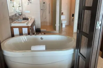 Image de Chic 2-bedroom condo with WiFi, Ac in beautiful Nuevo Vallarta