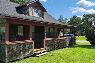 Image de Cozy 3-bedroom house minutes to Okemo and downtown Ludlow
