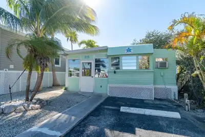 Image de Cozy, Perfect Conch Cottage! - Vo315