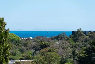 Image de Rye Tree House - bay views
