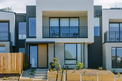 Image de Coastal Bliss Stylish Home with Ocean Views