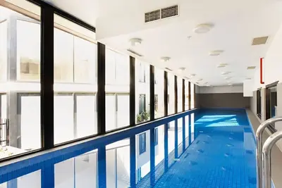 Image de Portside Bliss Your Urban Escape in Melbourne