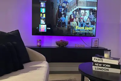 Image de Cozy 1-bedroom apartment in the heart of Toronto