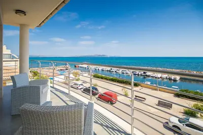 Image de Villa à Son Serra avec vue mer et piscine