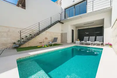 Image de Villa avec piscine privée