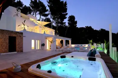 Image de Magnifique villa avec piscine chauffée