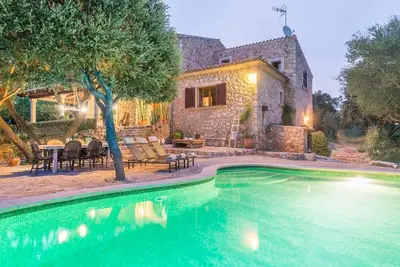 Image de Villa à Inca avec piscine près de Tramuntana