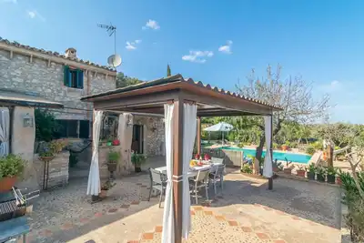 Image de Retraite Sineu avec piscine