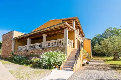 Image de Villa à Porto Colom avec Piscine Salée