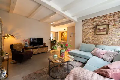Image de Stylish and elegantly furnished home in the charming, historic Vijfhoek district of Haarlem.