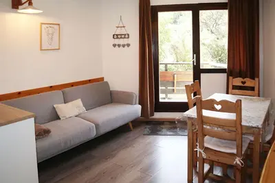 Image de Studio 6 personnes au pied des pistes avec balcon