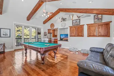 Image de Alpine Mountain | Spacious Luxury Retreat | Ponderosa Trails | Game Room