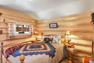 Image de Roger's Cabin | Historic Log Cabin in the Woods | Near Grand Canyon & Flagstaff