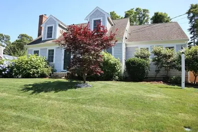 Image de Pool, Hot Tub Serene Private Back Yard 1/4 Mile to Ellis Landing Beach (2387)
