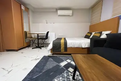 Image de Charming studio apt with fast WiFi and Ac near Nisantasi and Taksim