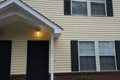 Image de Charming 3-bedroom condo with WiFi, Ac in phenomenal Tallahassee