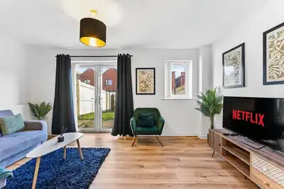 Image de Dazzling 3 Bed in Manchester - Garden