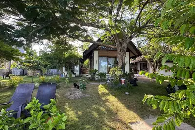 Image de Charming beach front villa for 4 guess max, with W\/fi, Ac in lovely General Luna