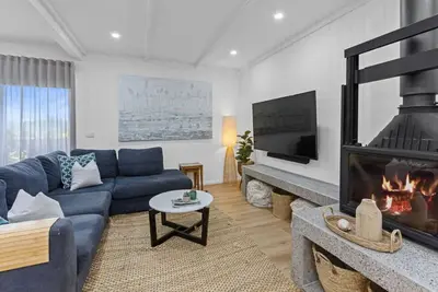 Image de Wave Whisperer - Family Home