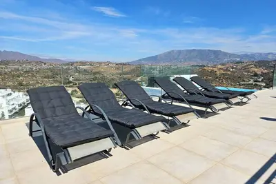 Image de Penthouse with 2 large terraces and a Plunge Pool