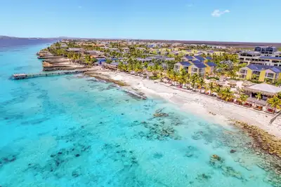 Image de The privacy of your own villa, with the hustle and bustle of a resort