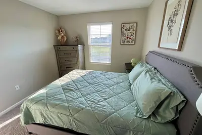 Image de Lakeview Oasis w/ Game Room, Screened Patio & Playground Across the Street