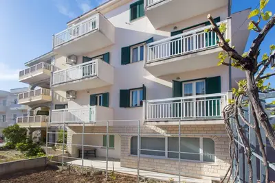 Charming Apartments with Private Balcony and City View - Urban Two Bedroom Apartment
